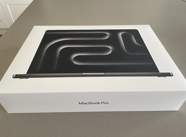 new macbook pro box - cover