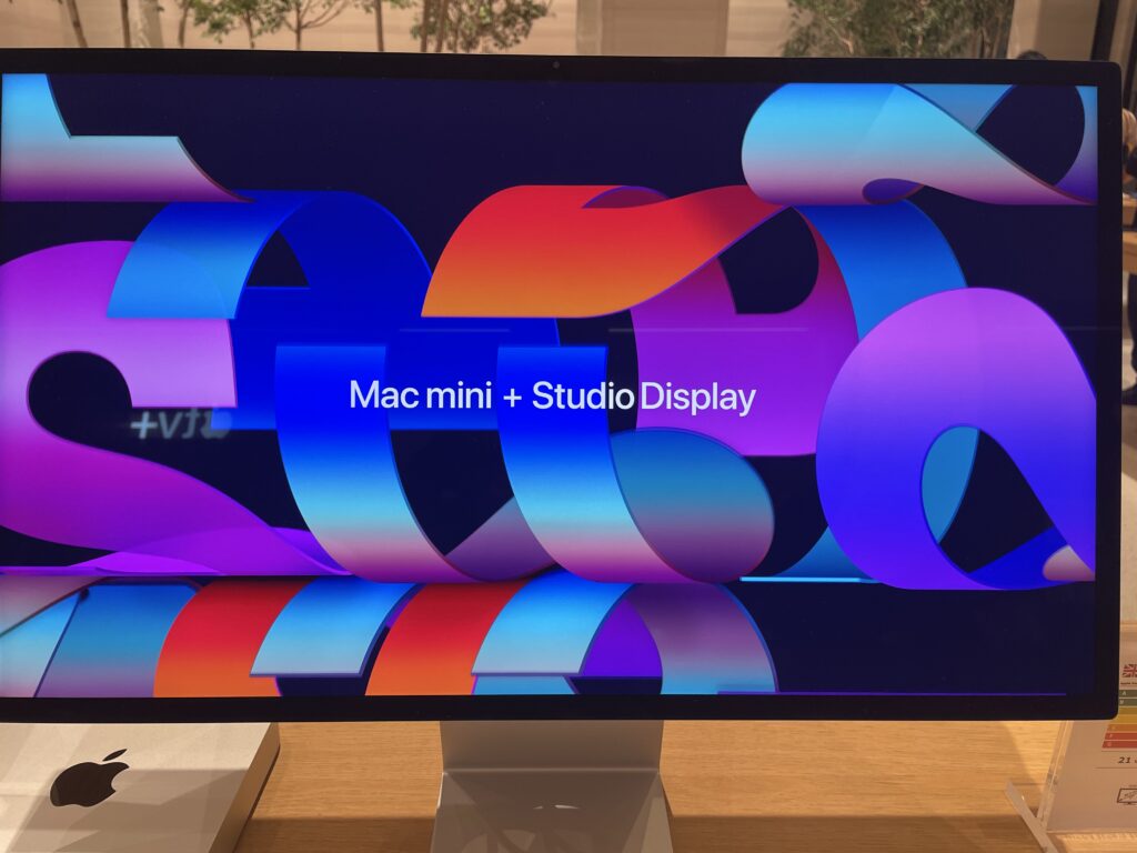 apple studio display connected to mac mini