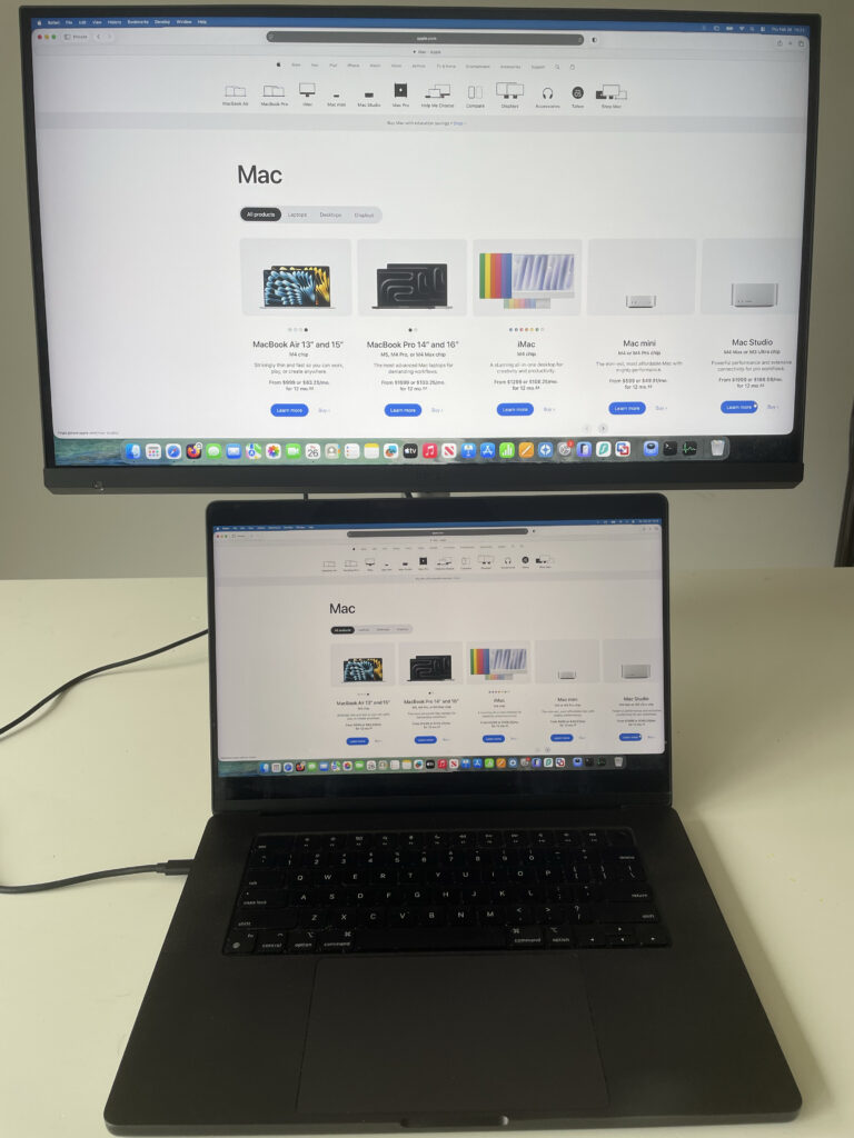 BenQ MA270S connected to macbook