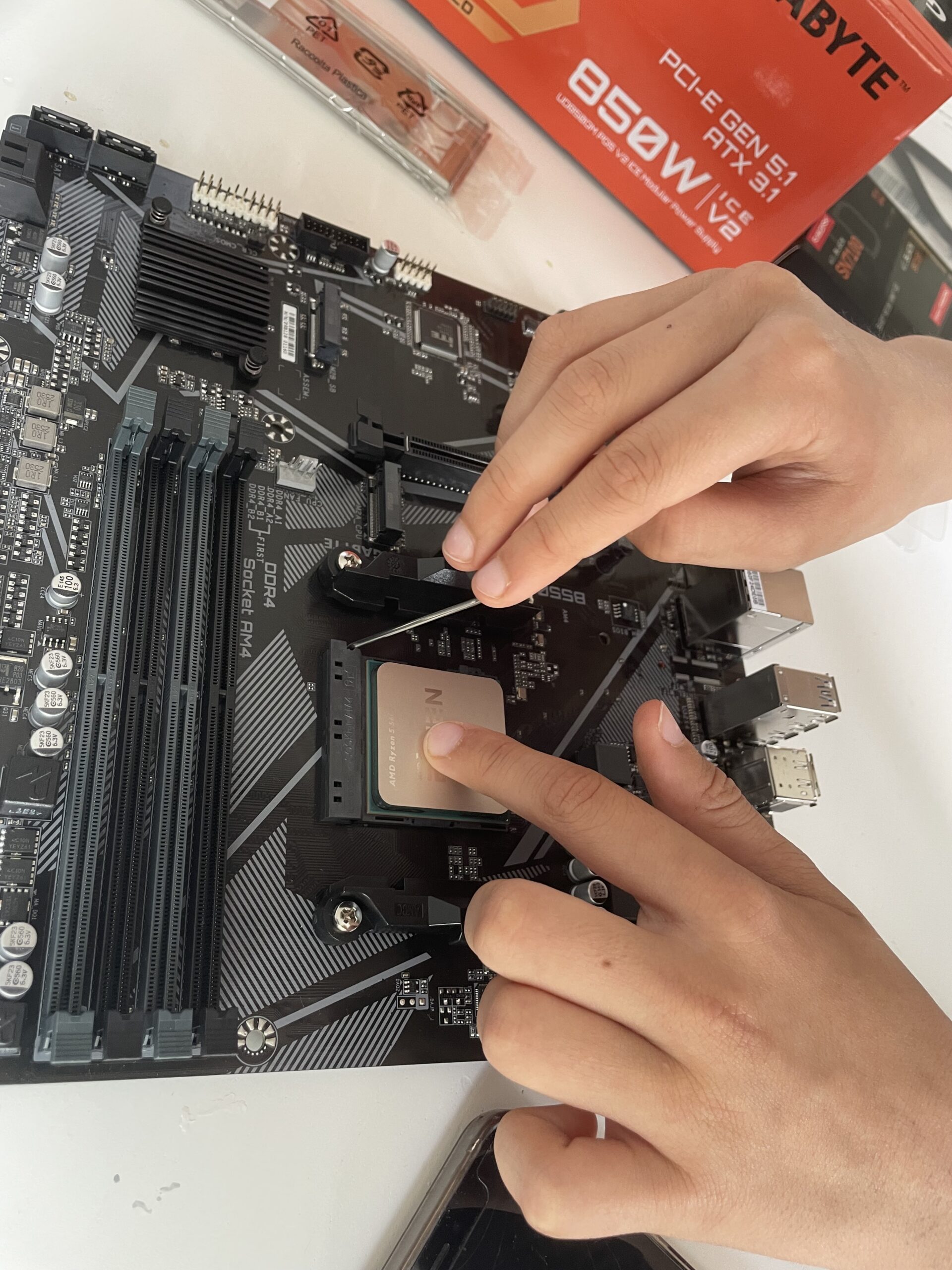 inserting Ryzen CPU in a PC